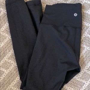 Lululemon wonder under size 6